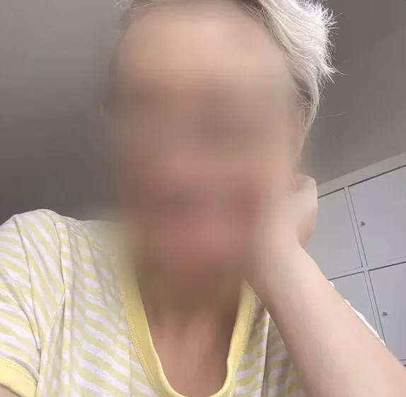 Andrea, 29