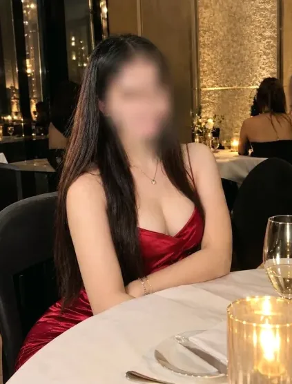 Aylin, 30