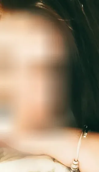 Carina, 30