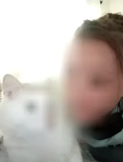 Chiara, 38