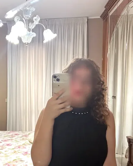 Dilara, 21