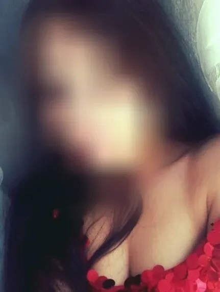 Hannah, 30