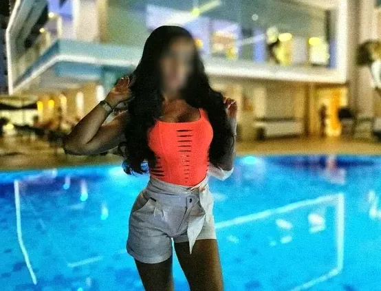 Jasmin, 40