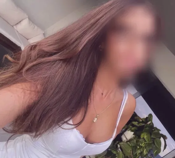 Leyla, 30