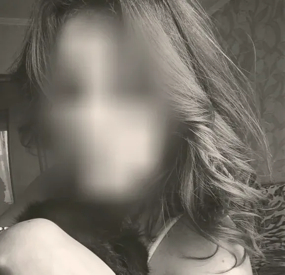 Marina, 28