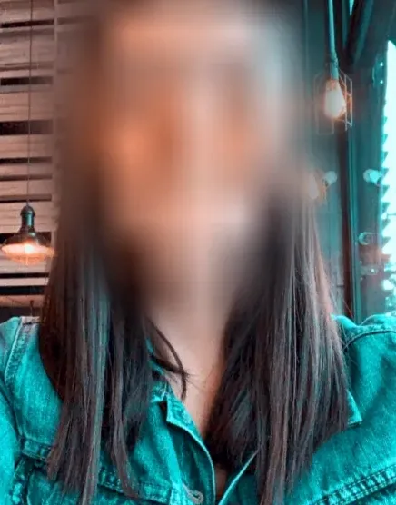 Merle, 24