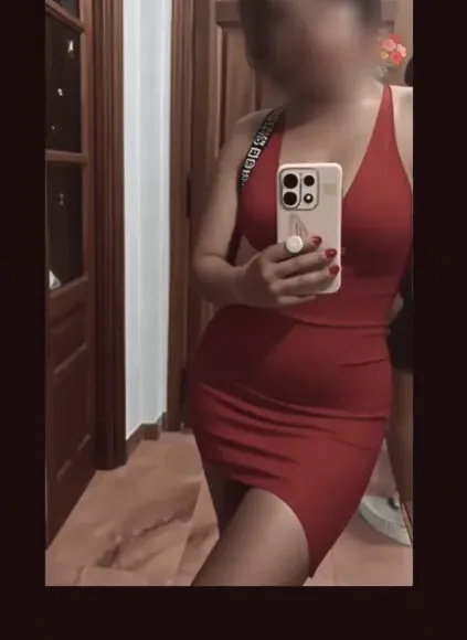 Michelle, 27