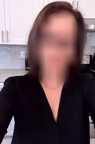 Neele, 38